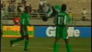 #FlashbackFriday | Aghahowa&rsquo;s Electric Solo Run vs Algeria &ndash; AFCON 2002 Opener 🇳🇬