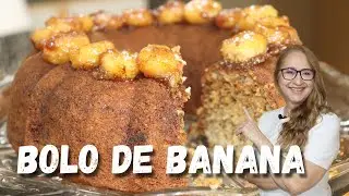 Bolo de Banana com Uvas-passa e Banana Caramelizada