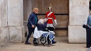 Tourist Shows Respect For the King's Guard - Thank you for your service!