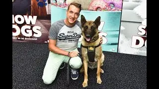 Andy Peelman en Barry stelen de show op premiere Show Dogs