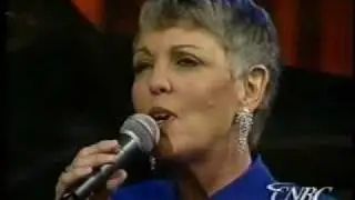 Wesla Whitfield - Give Me A Kiss To Build a Dream On