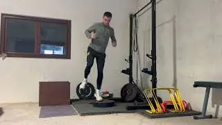 Extensive plyo - 1-leg pogos to box lateral
