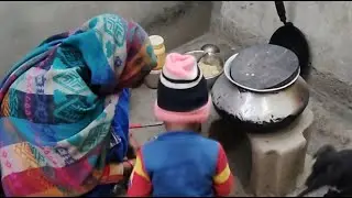 Indian food recipe ! aalu matar recipe And how to make rounded roti