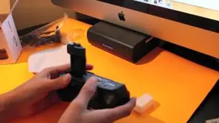 Unboxing of the Canon Battery Grip BG-E8