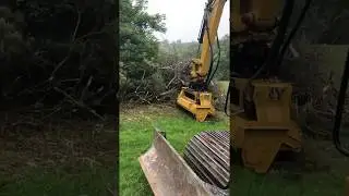 NY Construction: Mulcher 3 - CAT307 with FAE Mulcher