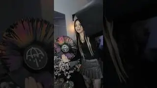 bmth のレコード全枚を開封中😳😰@BringMeTheHorizo​​n #bmth #vinyl #unboxing #emo #alternative