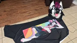 A better look at￼ the custom hood bra for the Priuwu ￼
