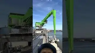 World largest material handler Sennebogen 895E. #handler #handles #construction #crane #ship