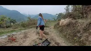 Genius girl mobile tractor repair