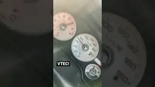 Integra Type R DC5 hits VTEC! K20 induction noise 👌