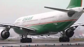 EVA Air 330-203 takes off Taipei Airport for Haneda Airport