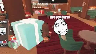 Playing MM2😱🔪😜* CHOATIC*