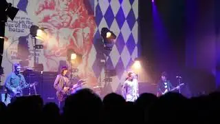 Beady Eye - Standing On The Edge Of The Noise [Troxy, London - 9 March 2011]