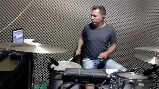 Altar/ Brasa Church Music ( drum cover )se o fone Deus abençoe