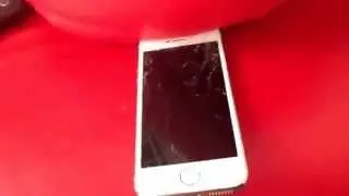 Broken iphone 5s but still works