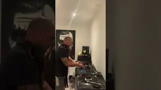2025 vinyl techno mix
