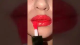 Beautiful lips ft Fenty Beauty Lip Stain - Strawberry Sangria, Clarins Shimmer Lip Oil - Candy Glam
