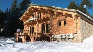 A Saillagousse, le chalet en rondins de bois règne en maître
