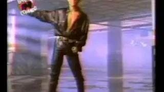 Flavio César.En cada canción