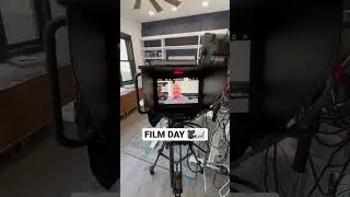 BTS 🎥👏🏼 #contentcreator #business #entrepreneur #success #entrepreneurlife #entrepreneurs #wealth