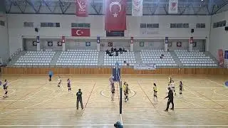 E.M. GÜNEŞ İSTANBUL- PENDİK AKADEMİ YILDIZ KIZ VOLEYBOL MAÇI (1.SET)
