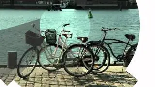 The harbor turns blue - City of Copenhagen