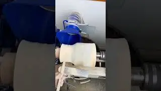 Woodturning - Reducing Tool Chatter Using a Flat Tool Rest While Spindle Turning a Vase