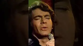Neil Diamond - Sweet Caroline LIVE, 1969