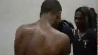 Simson Gym - Donavan on the Pads