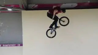 Лобынцев Александр - bmx park - MOSCOW EXTREME WEEK