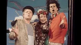 De Stratemakeropzeeshow Intro