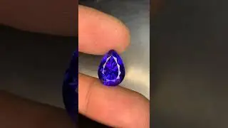 Gorgeous faceted tanzanite available.   Weight 8.90 Carats Dimension 14.74 x 10.79 x 9.21 mmPrice dm