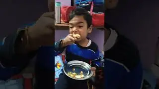 eating food pizza 🍕😋🍕😋🍕#youtube #video #pizzalover