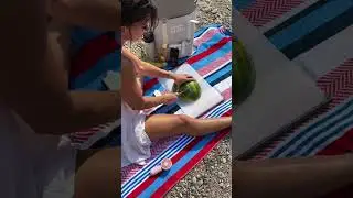 Beach hacks for beach vacations with kids! #beach #momhack #useful #lifehacks #beachvacation #tips