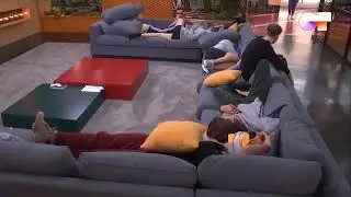 OT 2020 - Flavio y Sam siguen de mimitos