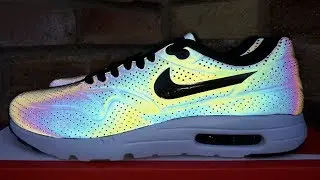 Review: Nike Air Max 1 Ultra Moire QS Holographic (2015)