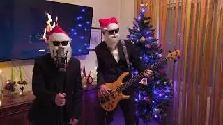 Loading... Please Wait - Santa Claus is Coming to Town