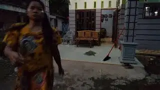 Subuh sekali bersihkan semua luar dalam rumah mamak ditemani suara ayam berkokok