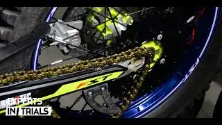 Cambiar Kit de transmisión en moto de trial | Trialworld Garage
