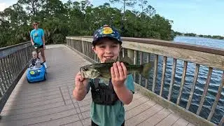 Fishing with live worms for whatever bites!! 🎣