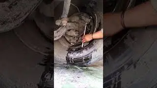 Brake bleeding Front wheel