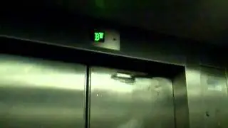 Express Lift @ Ankerside Shopping Mall in Tamworth