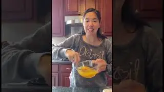 Diabetic friendly Blueberry muffins #diabetesawareness #diabeticrecipe #blueberrymuffin #adriannec