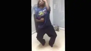 P crankin doing the dlow shuffle...  S/O Dlow Bopking of Chicago !!!!!!!!!