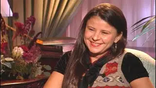 Rewind: Tracey Ullman on her mom's weird job, the TV pilot she turned down, and more. (1994)