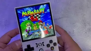 UNBOXING. Retro-style R36 MAX gaming console with a 4-inch IPS screen. 128 GB.