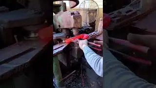 Hot drawing process of thick chain- Good tools and machinery make work easy