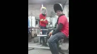 Ronael Ellazar Lea&ntilde;o ....   Assemblying Stainless  MEAT HOOK