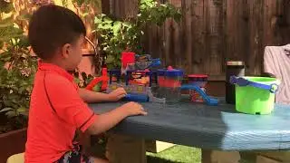 Hot Wheels City Mega Car Wash and Color Shifters