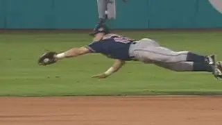 CLE@FLA: Vizquel makes a great diving stop